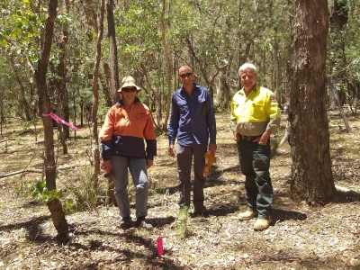 Anthea Packer, Parklands Albury Wodonga; Geoff Robertson, DPIE Conservation & Biodiversity Division; and Dave Pearce, NSW National Parks & Wildlife Service at the new Woomargama orchids site