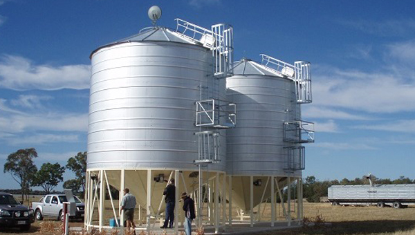 Silo with aeration fan and sealable for fumigation. Credit Ben Taylor, Condamine
